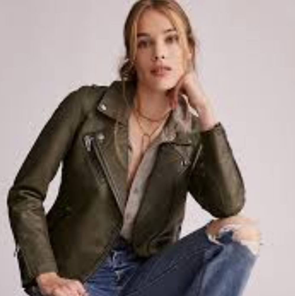 Last Chance For NWT Anthropologie BlankNYC small olive green faux leather jacket